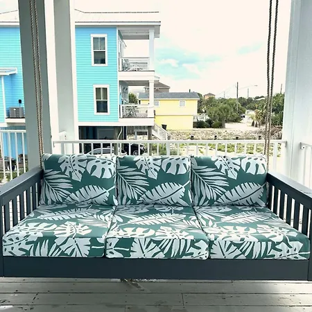 She Sells Seashells Villa